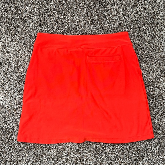 Nike DriFit Golf Skirt - Picture 2 of 6